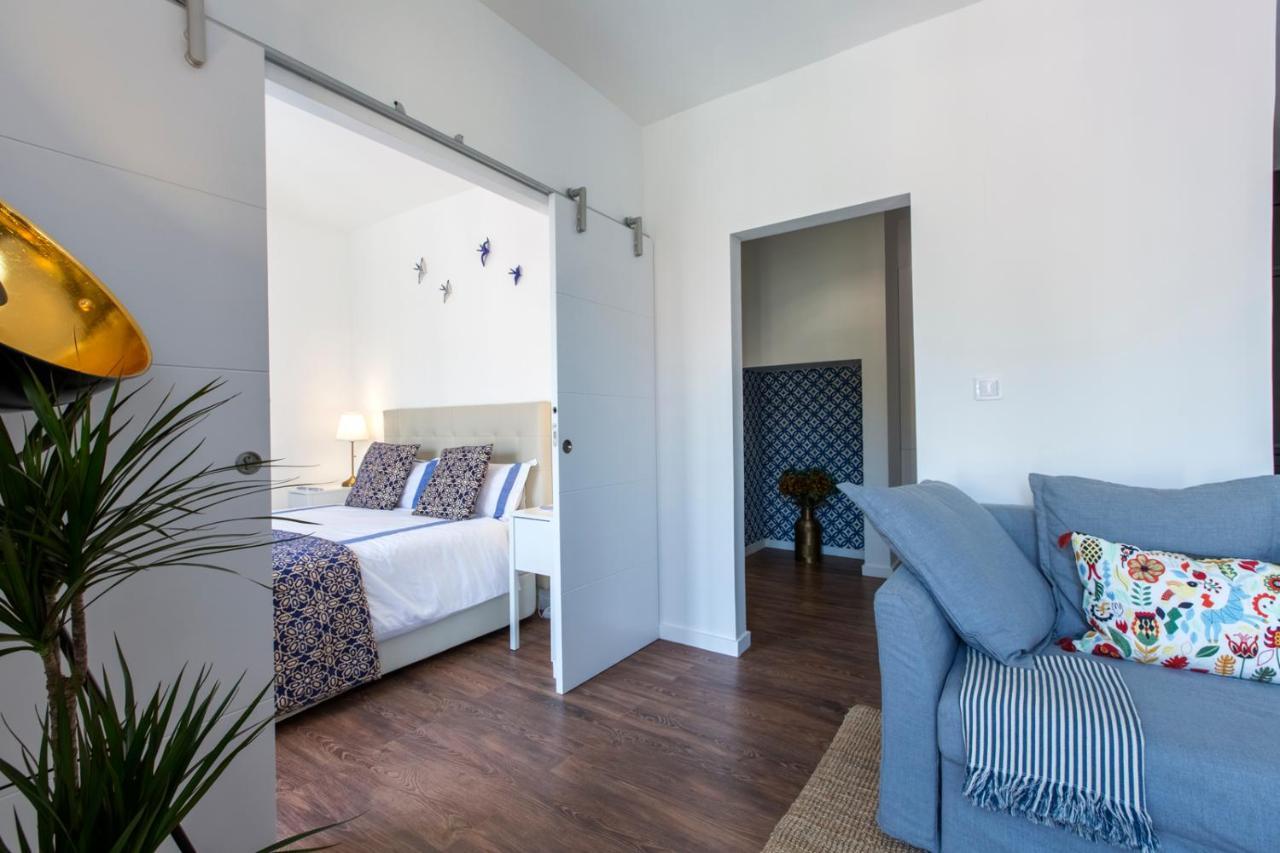 Amazing Downtown Apt With Small Balcony With View Over The Castle Lisboa Eksteriør bilde